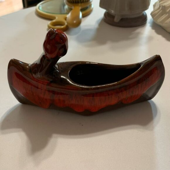 Vintage McMaster Craft Pottery Indian In Canoe Souvenir Canada Indigenous Red Gl - Picture 7 of 8